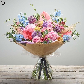 Amazing handtied