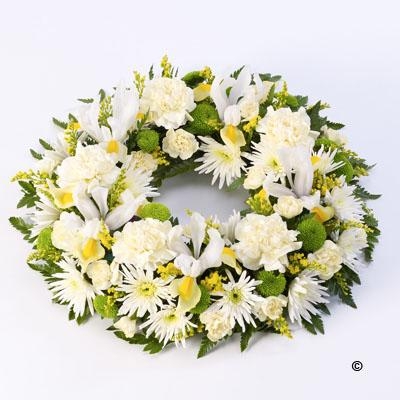 Classic Wreath   Yellow and Cream
