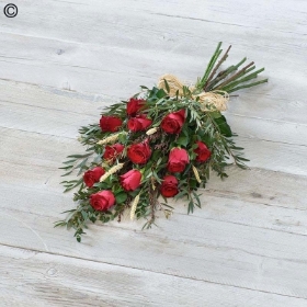 Traditional Rose Sheaf Red