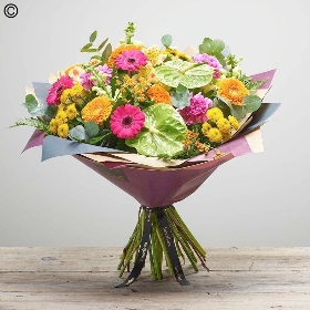 Rose Free Ultimate Brights Bouquet