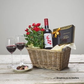 Luxury Red Wine Gift Basket