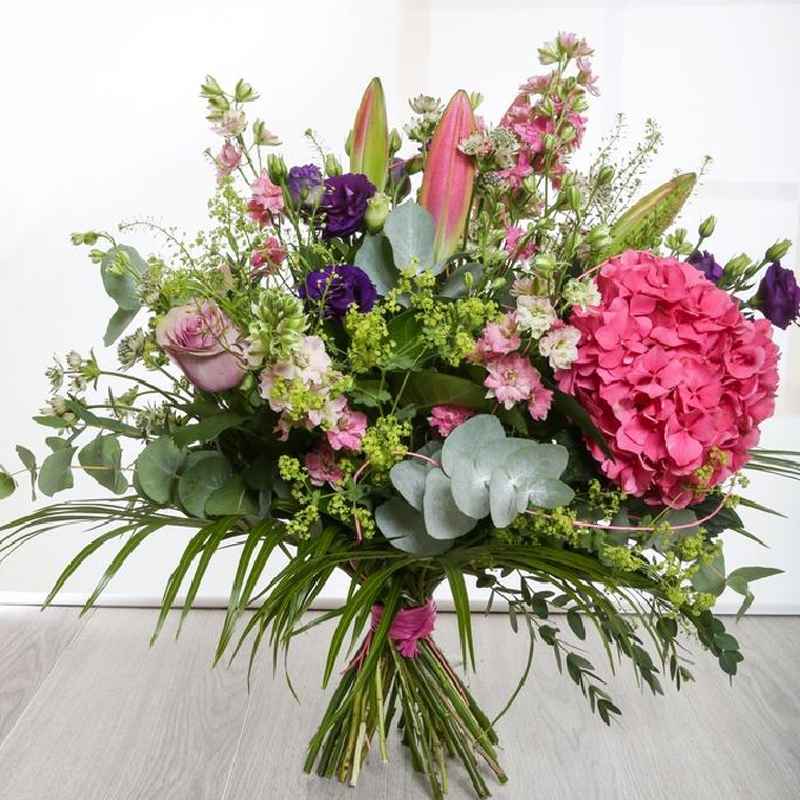 Bespoke florist and flowers for delivery in Croydon - Maurice Hyde